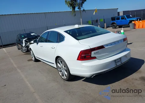 2017 Volvo S90 T6 Inscription z USA, uszkodzony, nr VIN YV1A22ML7H1011849